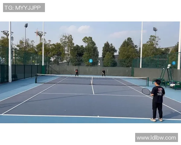 网球专题：聚焦南京网球队的团队协作